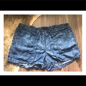 Gap Patterned Shorts